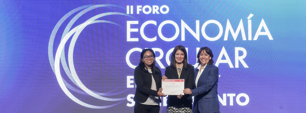 cerro-verde-recibe-reconocimiento-en-foro-de-economia-circular-por-beneficios-brindados-a-arequipa-con-el-circulo-virtuoso-del-agua-264