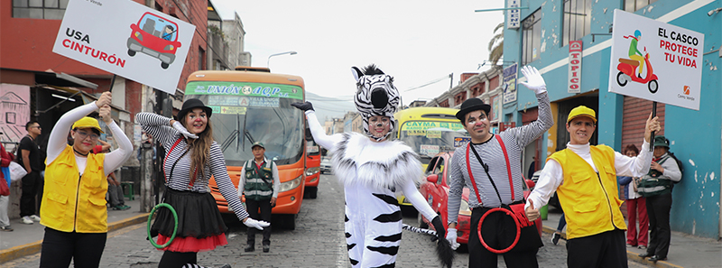 cerro-verde-impulsa-campana-de-educacion-y-sensibilizacion-vial-para-peatones-de-arequipa-238