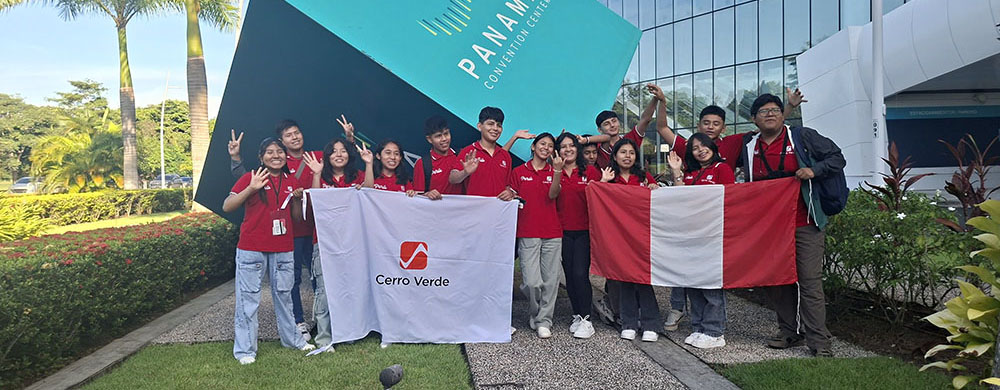 jovenes-arequipeÑos-destacan-en-concurso-internacional-de-robotica-266